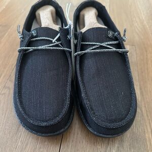 Hey Dudes Women’s Wendy metallic flat